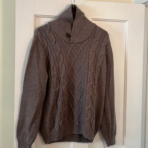Men’s heavy knit Holt Renfrew Sweater